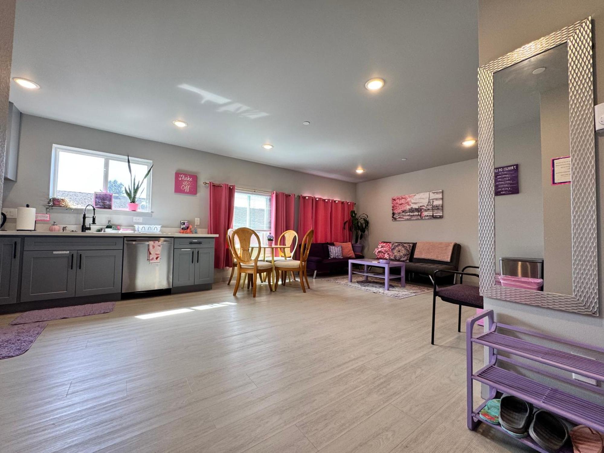 1 Bd Apt With 2 Extra Sofa Beds 13 Mins To Seatac Airport Seattle Zewnętrze zdjęcie